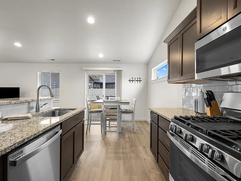10710 W Catmint Dr — Photo 12