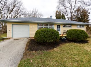 6940 NW 95th Ct, Johnston, IA 50131