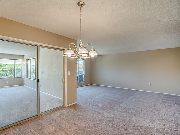 4th image of 10310 W Cinnebar Ave