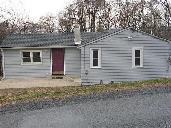 2nd image of 2077 Apple St