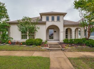 1128 Cotton Exchange Dr, Aubrey, TX 76227