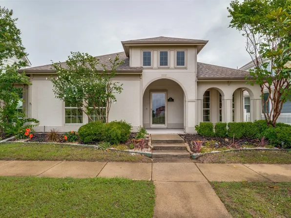 1128 Cotton Exchange Dr, Aubrey, TX 76227