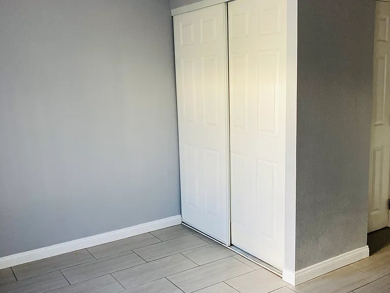 3301 Tecumseh Ave #2 — Photo 9