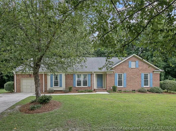 747 Magellan Ct, Fayetteville, NC 28311