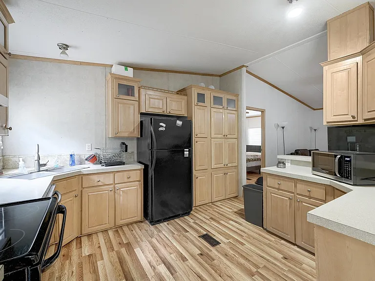 7807 Williamson Creek Dr — Photo 7
