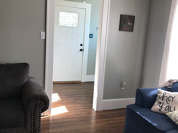 4th image of 1209 Palm St