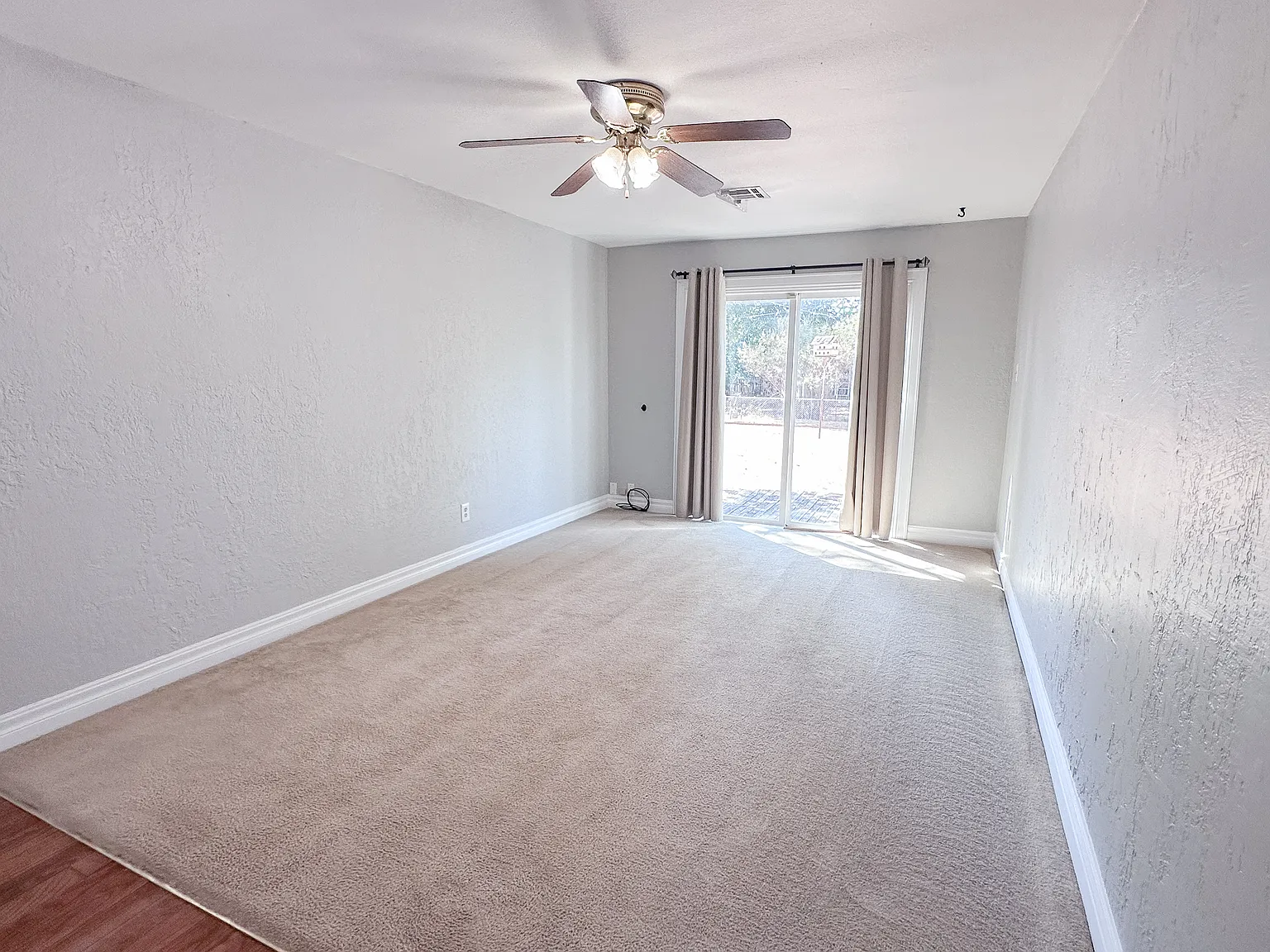 2 bed, $850 — Photo 4