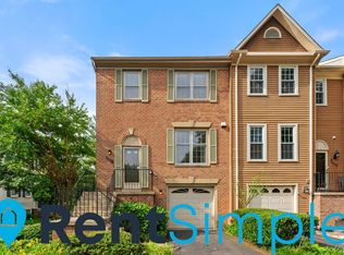 6820 Wild Rose Ct, Springfield, VA 22152