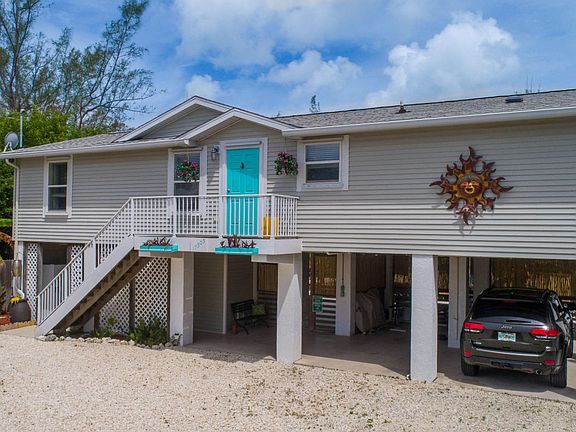 2nd image of 17305 Jamaica Ln