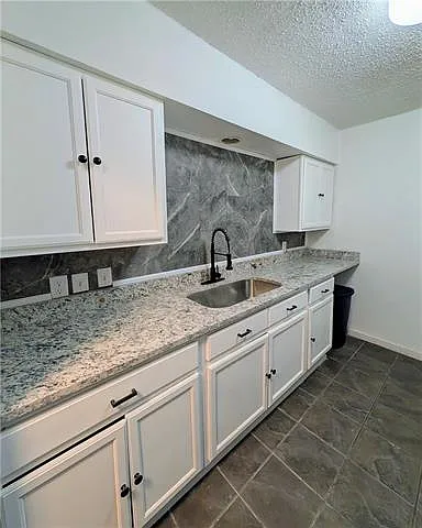 10921 Roger Dr #C — Photo 7