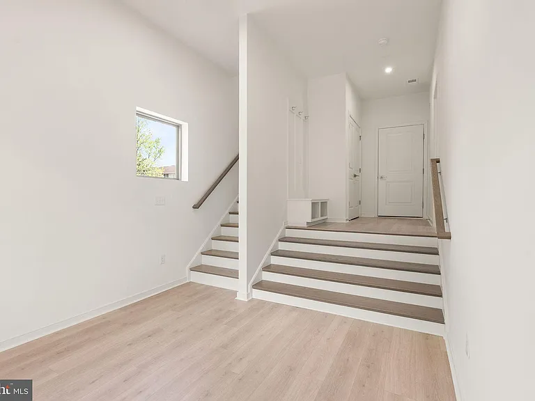 6230 Folly Ln — Photo 51