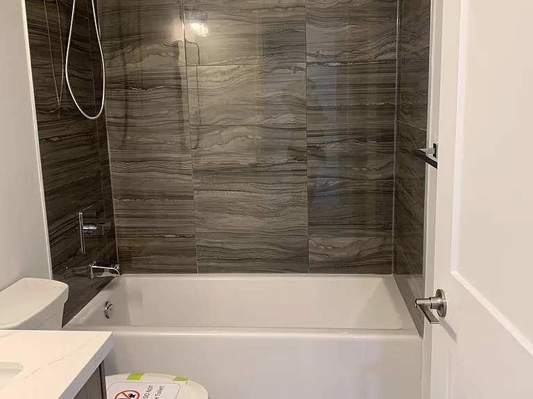 251 Jarvis St E #1517 — Photo 9