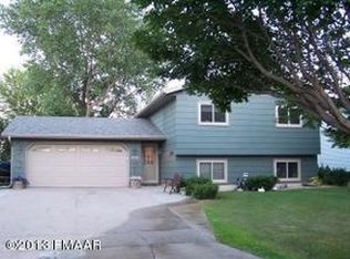 3416 12th St S, Moorhead, MN 56560