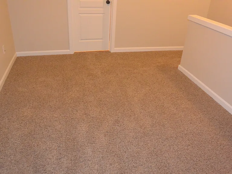 7610 NE 61st Way — Photo 8