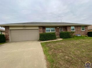 1611 SE 38th Ter, Topeka, KS 66609