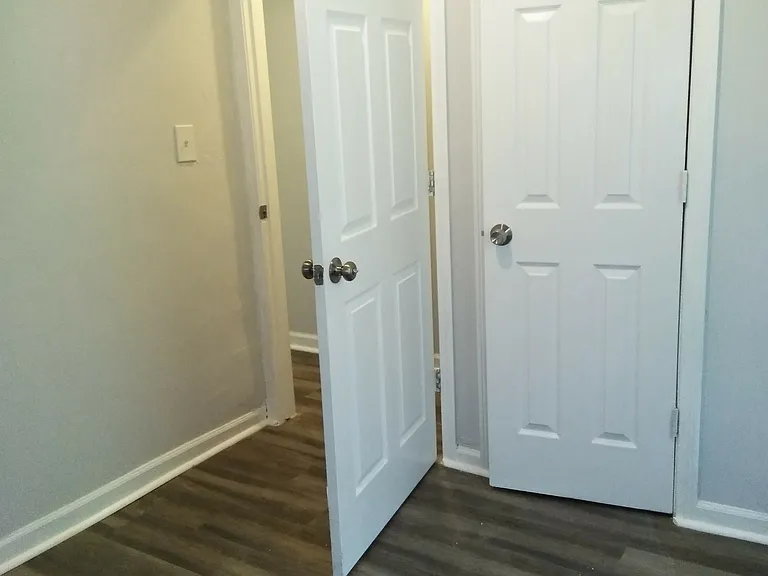 969 Maplewood Ave — Photo 16