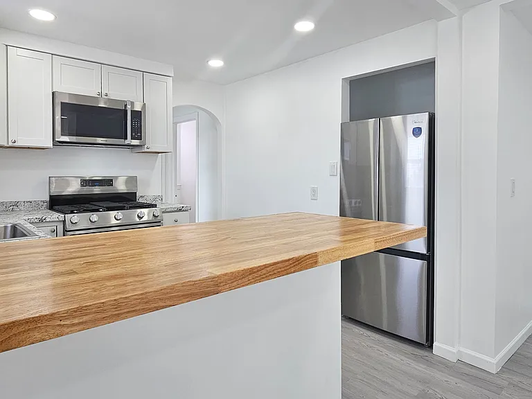 41 Elmwood Ave #2 — Photo 12