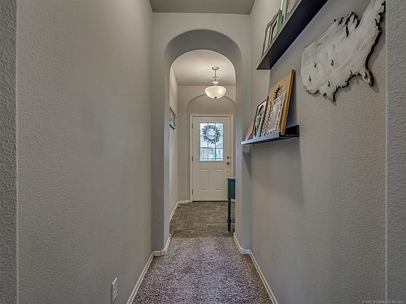 5th image of 14615 E 111th Ct