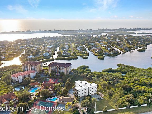 3rd image of 2090 S Tamiami Trl #402
