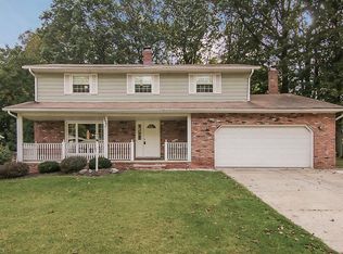 5627 Lancaster Dr, Brooklyn Heights, OH 44131