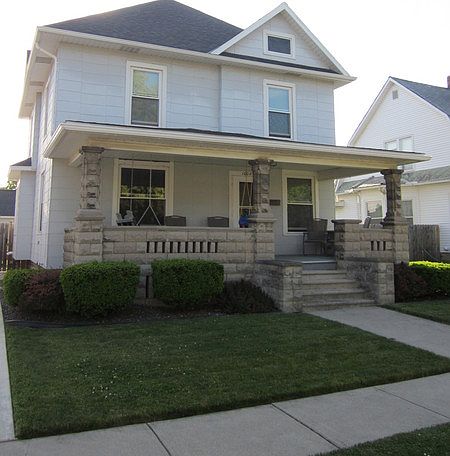 1st image of 1004 Franklin Ave