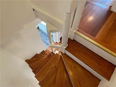 72 School St — Photo 14