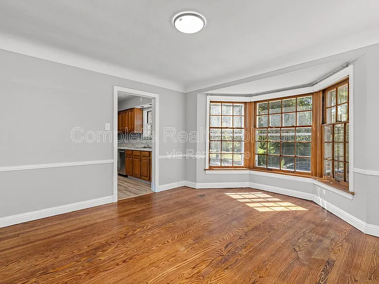 524 Gerald Pl — Photo 7