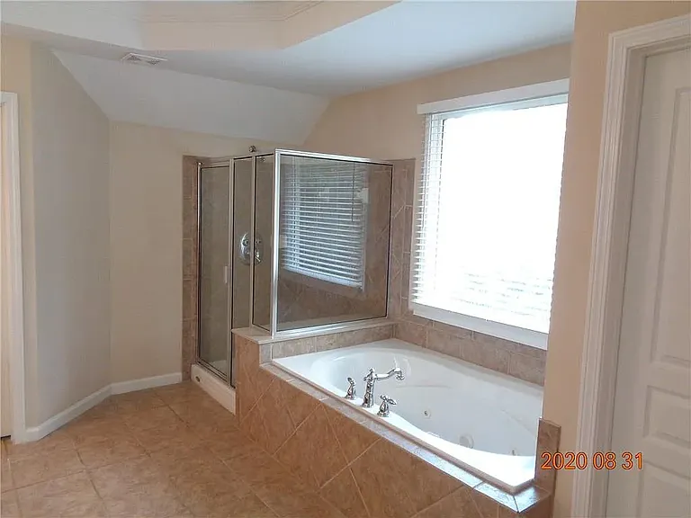 3785 Creekview Ridge Dr — Photo 12