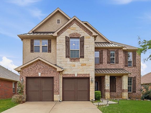2nd image of 207 Moonlight Dr