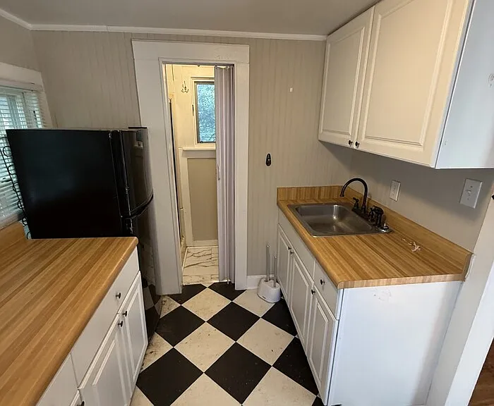 1617 Sunrise Ave #B — Photo 5