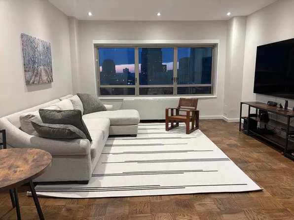 170 West End Avenue image 1 of 10