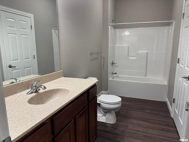 1534 River Dr #202 — Photo 9