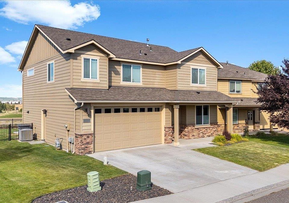 1st image of 2660 Sandpiper Loop