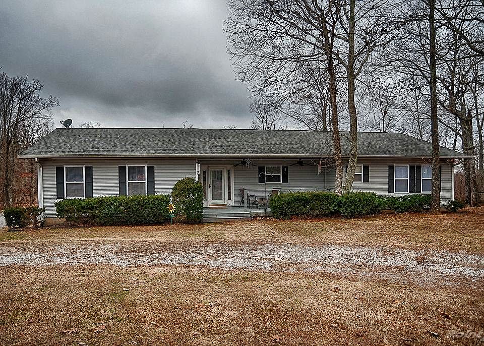 Wonderful home situated on a large level lot on top of Keel Mountain!