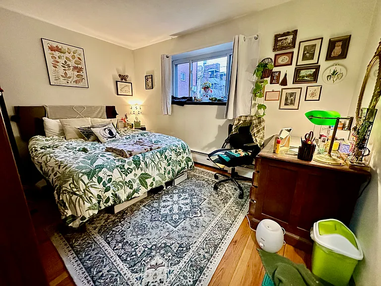 245 Kelton St #24 — Photo 8
