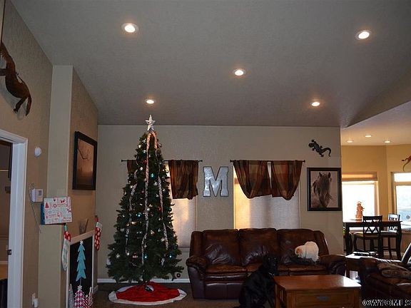 4th image of 1207 Townsend Ct