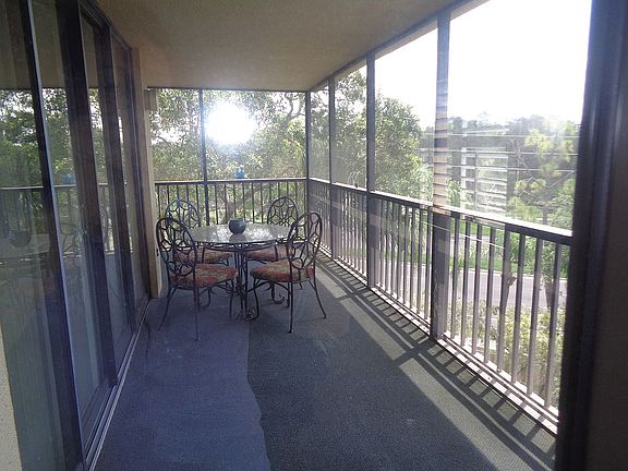 3rd image of 3062 Eastland Blvd Unit 309