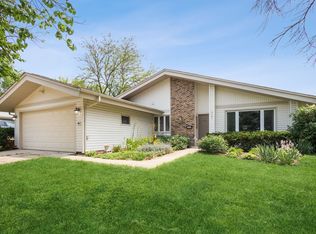 5737 Gardner Ct, Hanover Park, IL 60133