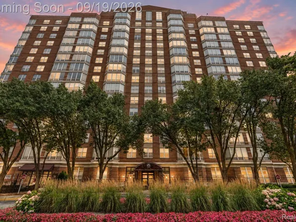 250 E Harbortown Dr APT 803, Detroit, MI 48207