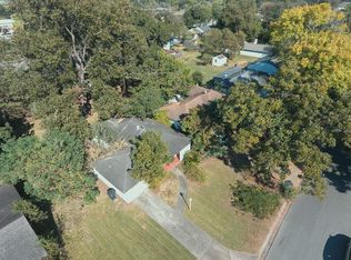 6910 Schiller St, Houston, TX 77055