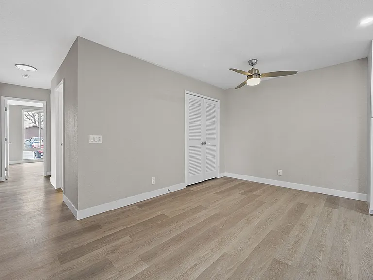 Tamarack Sands Apartment Homes — Photo 30