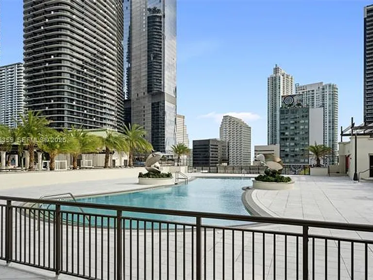 999 SW 1st Ave #CU-2214 — Photo 30