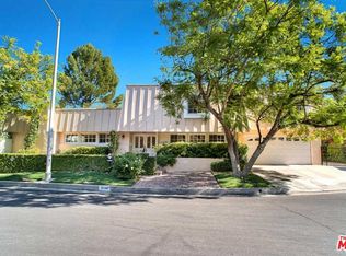 3744 Montuso Pl, Encino, CA 91436
