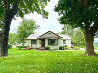 204 W Avenue D, Newberry, MI 49868