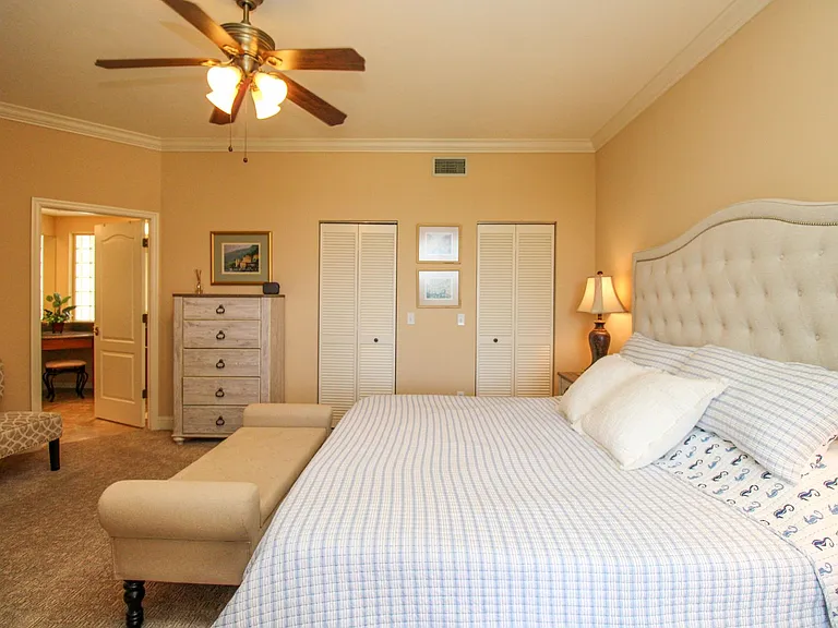 7024 Pelican Bay Blvd #F-504 — Photo 18