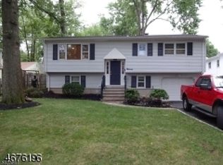 11 Laurelton Rd, Parsippany, NJ 07054