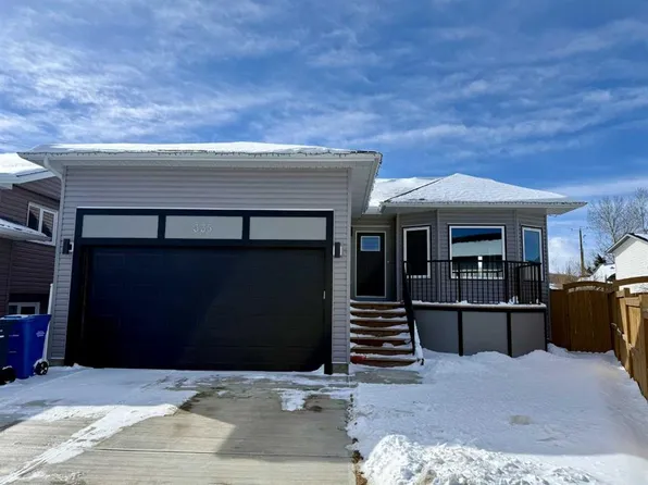 335 N Sheep River Pl, Okotoks, AB T1S 1N7