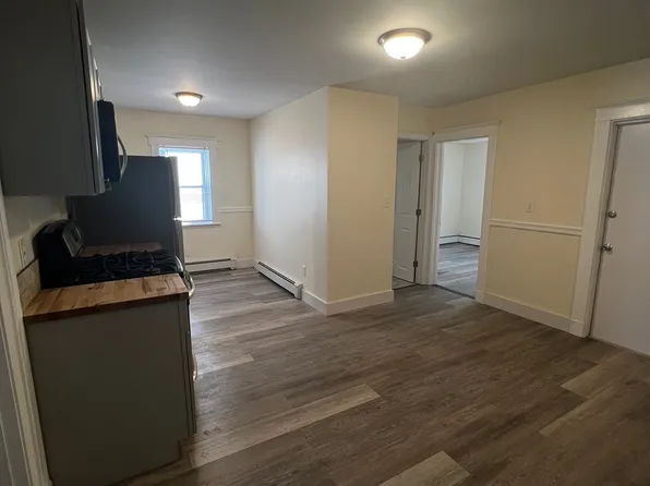 14 Park St #1, Salem, MA 01970