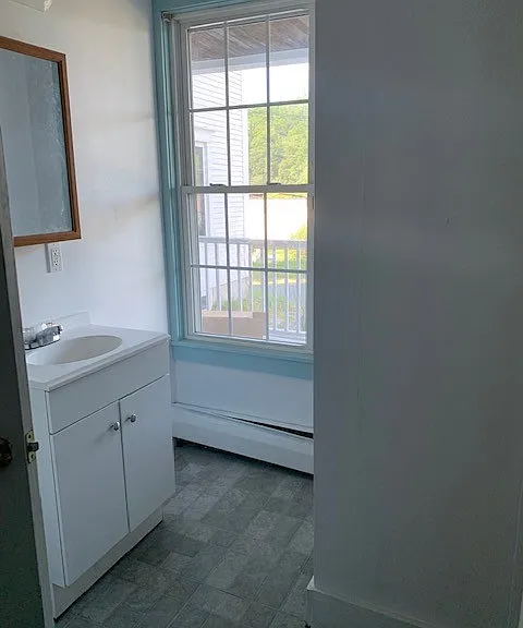 22 Mineral St — Photo 25