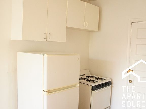 3rd image of 3300 W Schubert Ave APT 1A